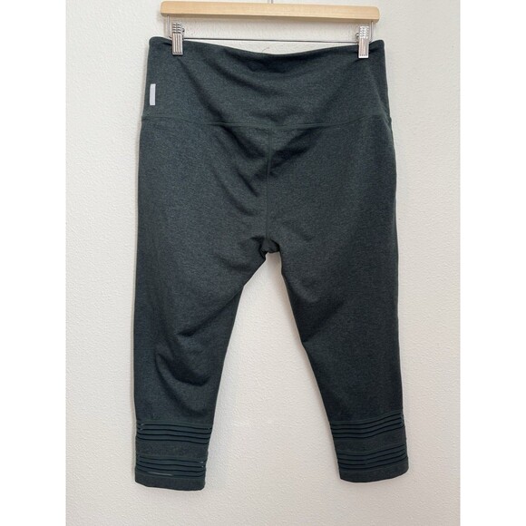 Zella Leggings Capri/ Cropped Size XL Excellent Heathered Olive Green - Picture 3 of 6